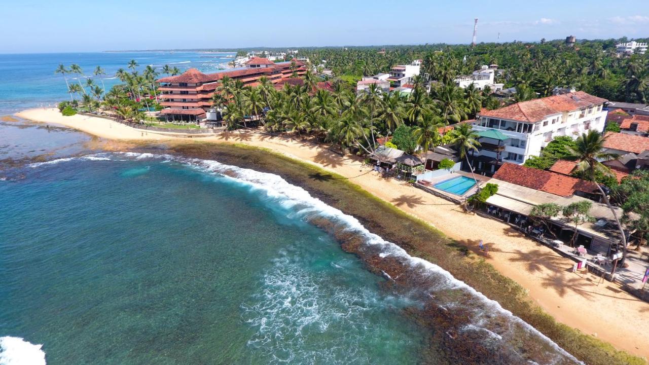 Lucky Seven Beach Resort Хиккадува Экстерьер фото