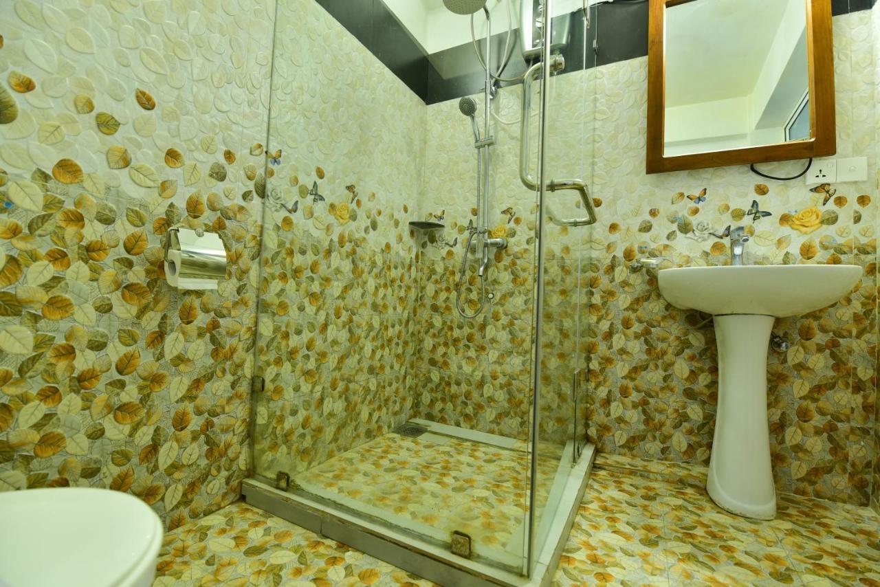 Lucky Seven Beach Resort Хиккадува Экстерьер фото